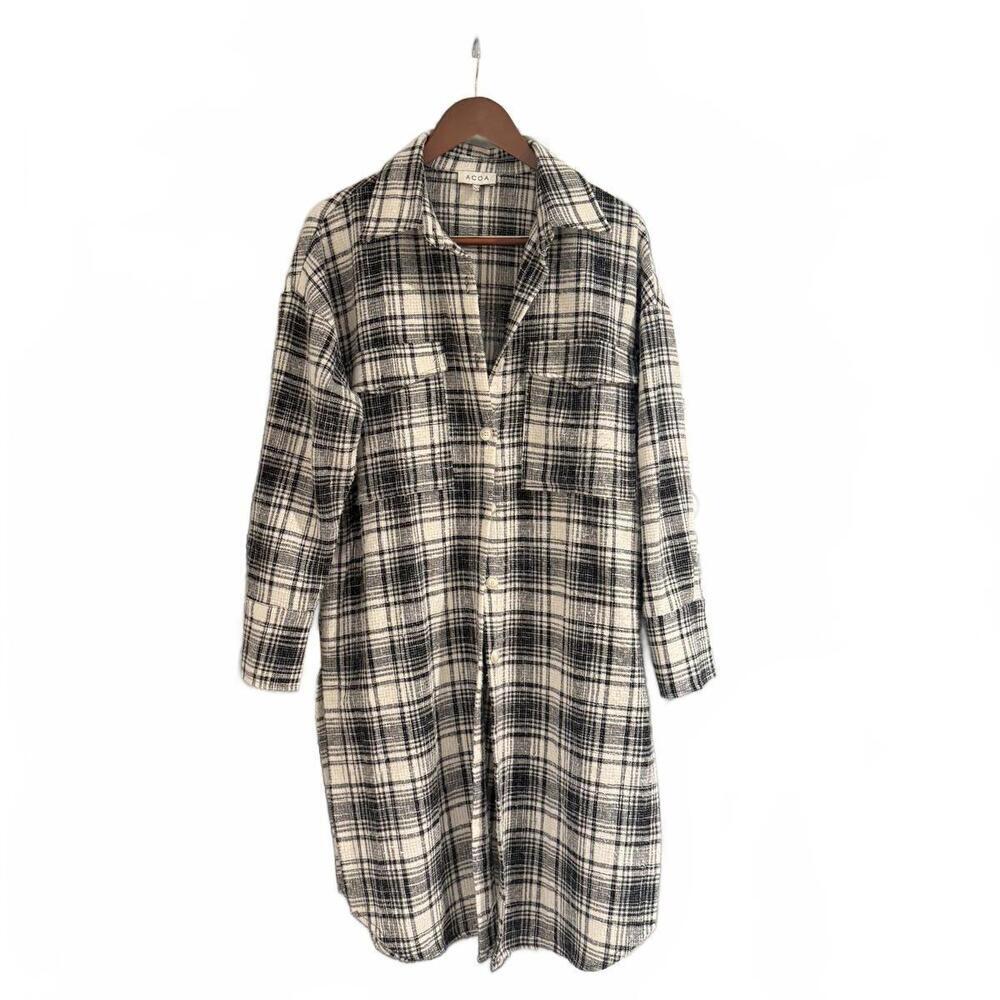 Acoa Plaid Collar Black/White Shacket - Picture 3 of 6
